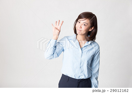 OLポートレート・ミドル女性(白バック) OLポートレート・ミドル女性(白バック) 29012162