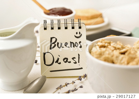 breakfast and text good morning in a note 29017127