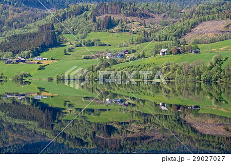 Vangsvatnet, mirror lake at Voss, Norway. 29027027