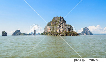 Limestone island in Thailand Limestone island in Thailand 29028009