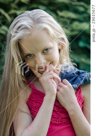 Portrait of a beautiful blonde little girl. 29035677