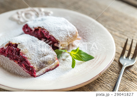 Cherry strudel with fresh mint Cherry strudel with fresh mint 29041827