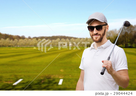 Golfer at golf course 29044424