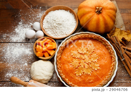 Traditional american homemade pumpkin pie 29046706