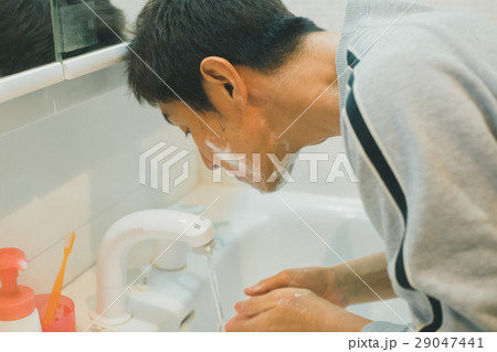 middle-aged and older person 29047441