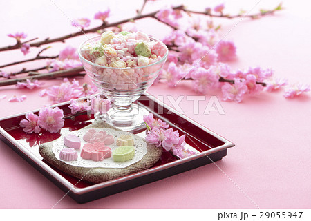 雛あられ　雛祭り　桃の花 29055947