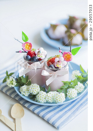 ひな祭りの桜ババロア ひな祭りの桜ババロア 29057033