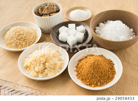 砂糖いろいろ 甘味料 上白糖 黒砂糖 粗糖 ココナッツシュガー 三温糖 角砂糖 調味料 グラニュー糖 砂糖いろいろ 甘味料 上白糖 黒砂糖 粗糖 ココナッツシュガー 三温糖 角砂糖 調味料 グラニュー糖 29058433