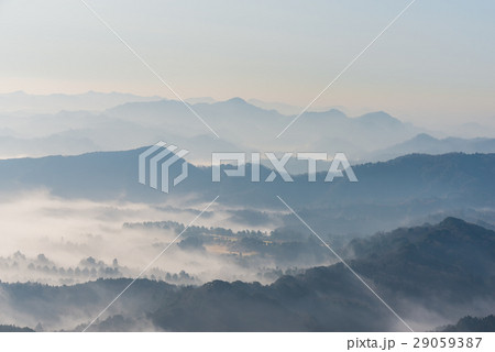 九十九谷 早朝風景 （千葉県君津市鹿野山） 2017年3月撮影 29059387