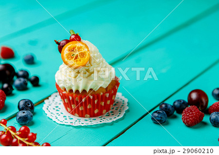 cupcakes with summer berries cupcakes with summer berries 29060210