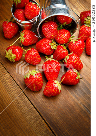 Fresh strawberries 29062238