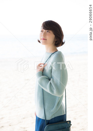 観光 女性 観光 女性 29066654