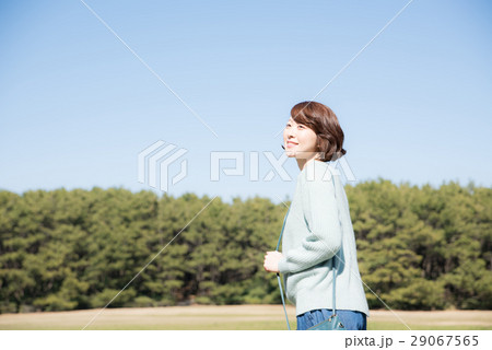 観光 女性 観光 女性 29067565