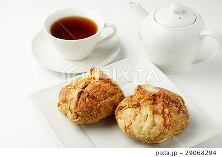 シュークリーム 29068294