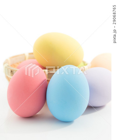 Easter egg on white 29068765
