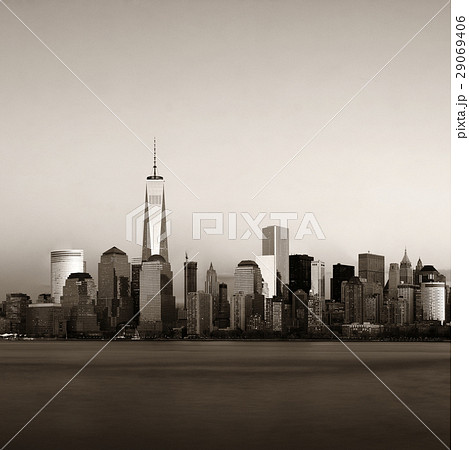 New York City skyline 29069406