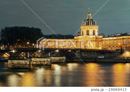 River Seine River Seine 29069415