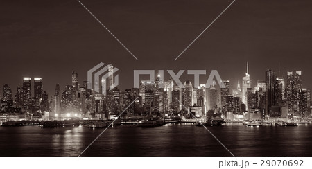 Midtown skyline over Hudson River Midtown skyline over Hudson River 29070692