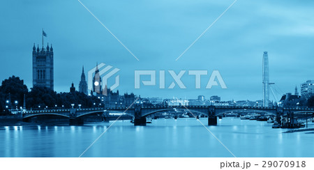 Thames River Panorama 29070918