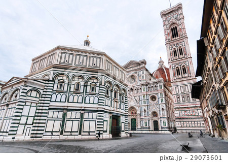 churches on Piazza San Giovanni in morning 29073601
