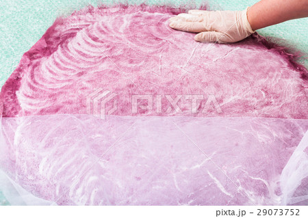 soaping the wool fibers on layout 29073752