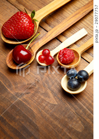 Fresh summer berries Fresh summer berries 29077757