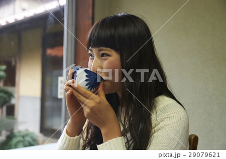 女子旅　食事 29079621