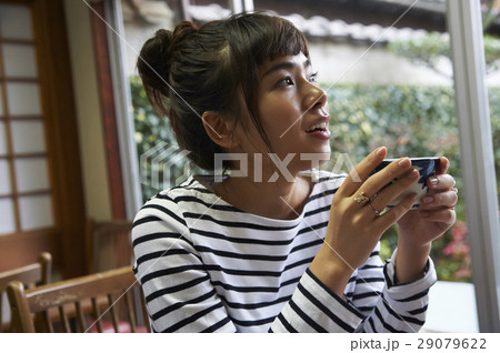 女子旅　食事 29079622