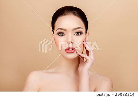 Beautiful Woman with Clean Fresh Skin Beautiful Woman with Clean Fresh Skin 29083214