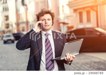 Handsome mature businessman outdoor 29088789