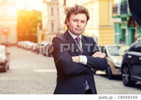 Handsome mature businessman outdoor Handsome mature businessman outdoor 29089548
