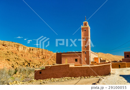 Mosque in Bou Tharar village. Morocco, the Valley 29100055