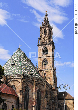duomo　di　santa　maria　assunta　ボルツァーノ大聖堂　 29101888
