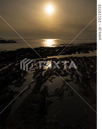 月明かりの海 月明かりの海 29119359