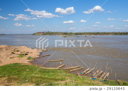 Mekong river at Keang Ka Bao, Mukdahan, Thailand 29120643