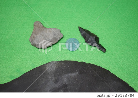 本物の石器 29123784
