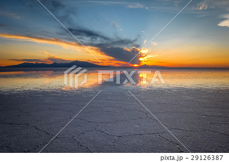 Salar de Uyuni desert, Bolivia 29126387