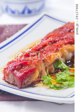 barbecued pork 29127466