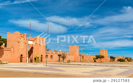 Traditional buildings in Boumalne Dades city 29127583