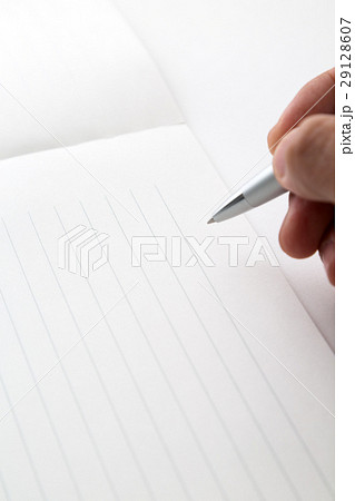 便箋とボールペン 29128607