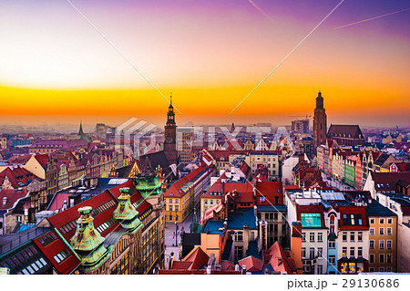 Panorama illuminated old town of Wroclaw at night. 29130686