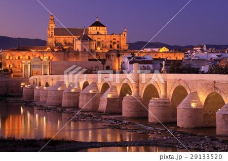 コルドバのメスキータ コルドバのメスキータ 29133520