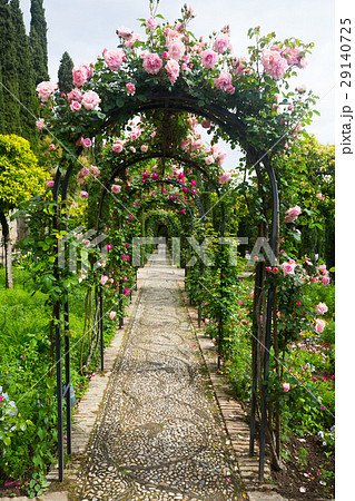 French formal garden at Generalife. Granada 29140725