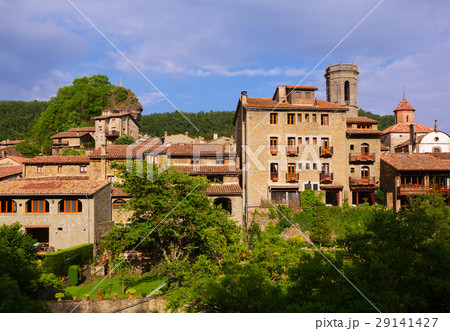 catalan village in summer. Besalu catalan village in summer. Besalu 29141427