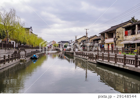 Qibao ancient town on a cloudy day 29148544