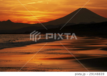 湘南の風景　茅ヶ崎海岸　富士山 29148839