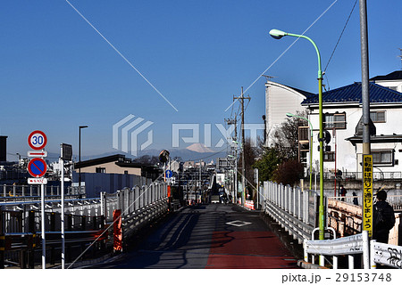世田谷代田駅付近より富士山冬の朝景 29153748