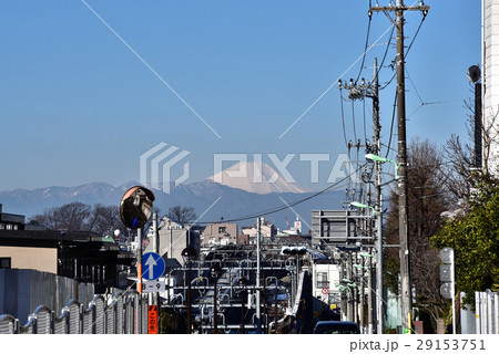 世田谷代田駅付近より富士山冬の朝景 29153751
