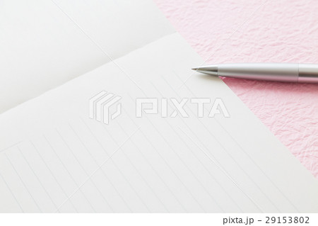 便箋とボールペン 29153802