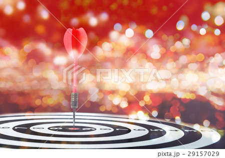 Close up shot red dart arrow on center Close up shot red dart arrow on center 29157029